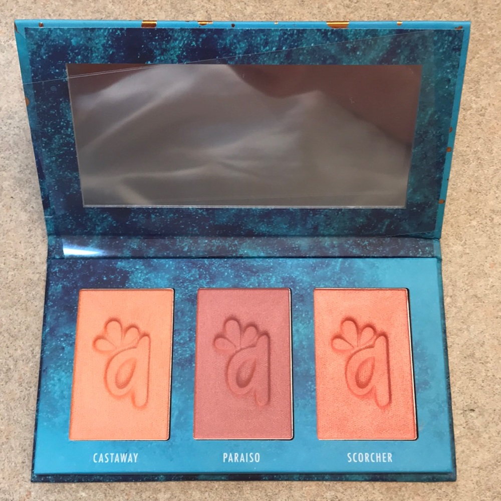 Blush Trio